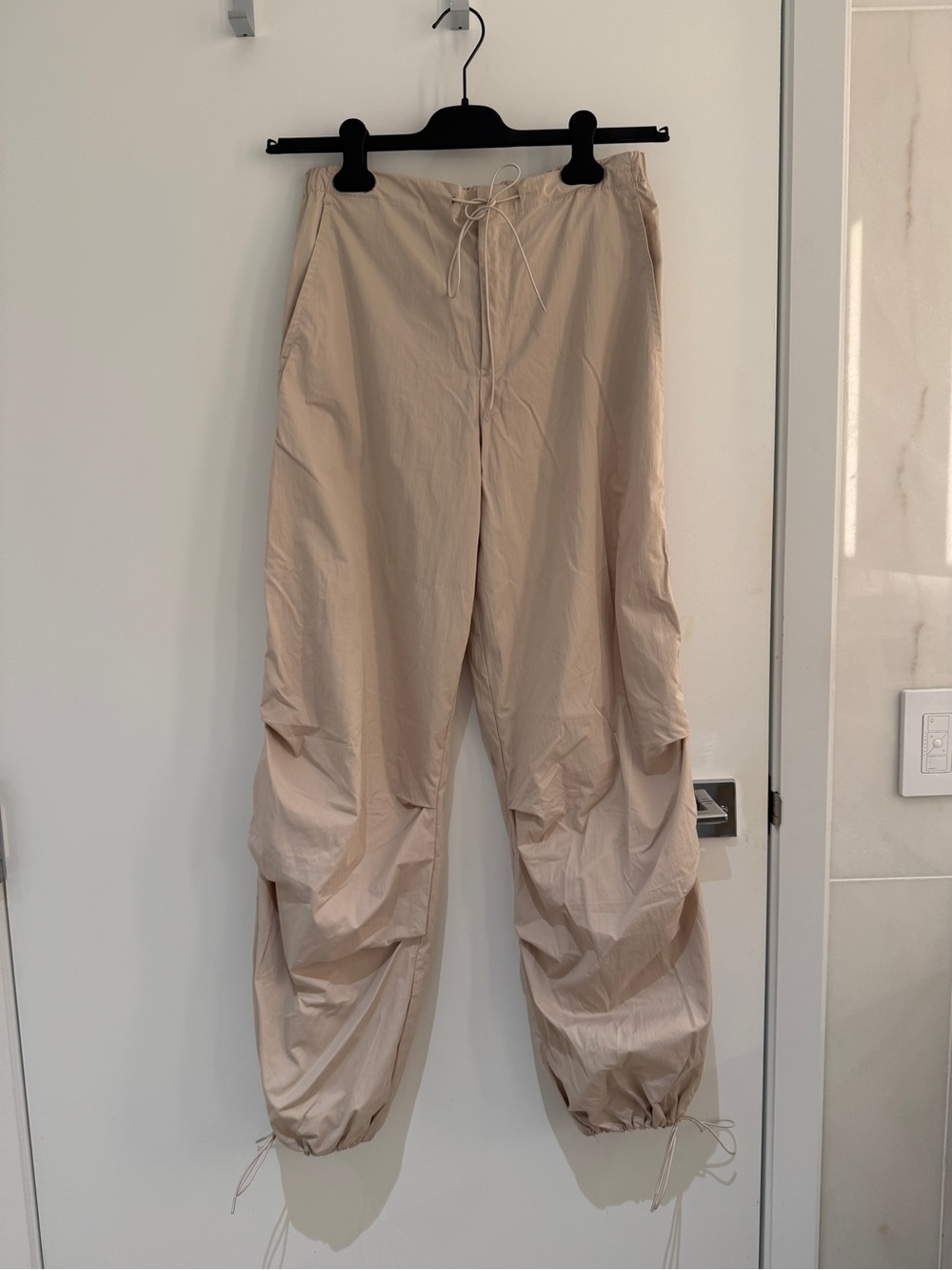 Zara Light Beige Drawstring Cargo-Style Joggers